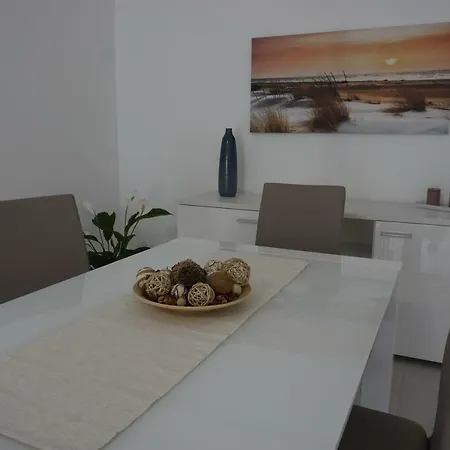 Apartment Casa Gise Aci Castello