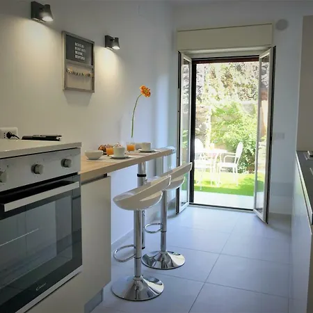 Casa Gise Aci Castello