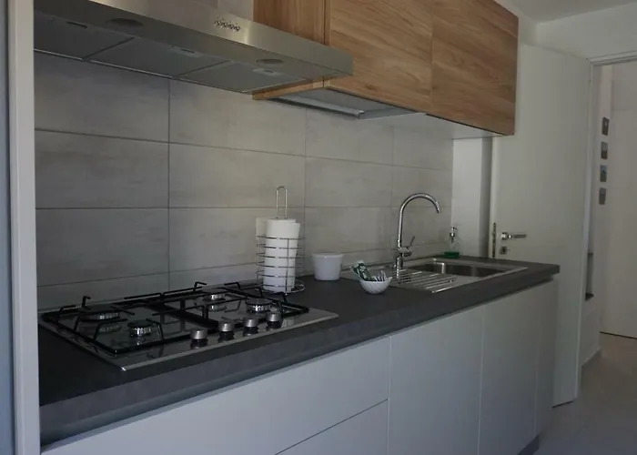 Casa Gise דירה אצ'י קסטלו